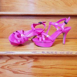 BCBG Preize platform sandal